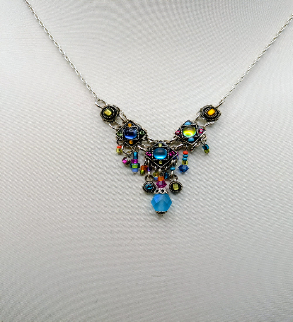 Firefly style 9343-Mix is a colorful beaded necklace featuring intricate geometric patterns from the Starshine Collection.