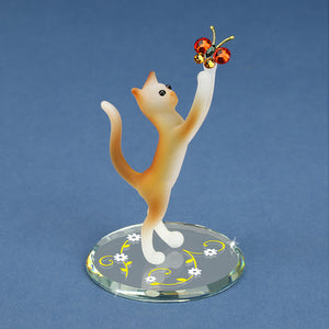 L0 104-TB: Tabby Cat with Butterfly