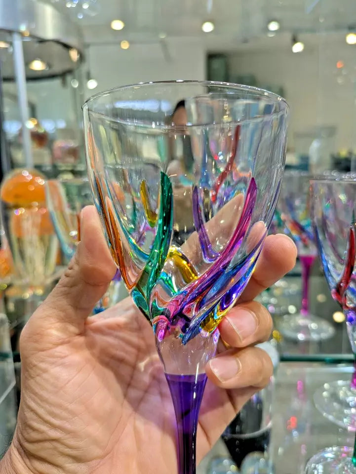 CC ZECCHIN MURANO Wine Glass, Rainbow Swirl Pattern 8-1/8” Tall holding