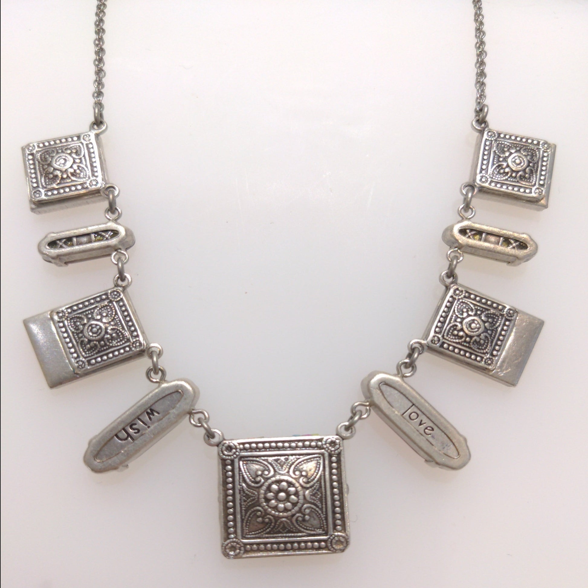 Back view of the necklace