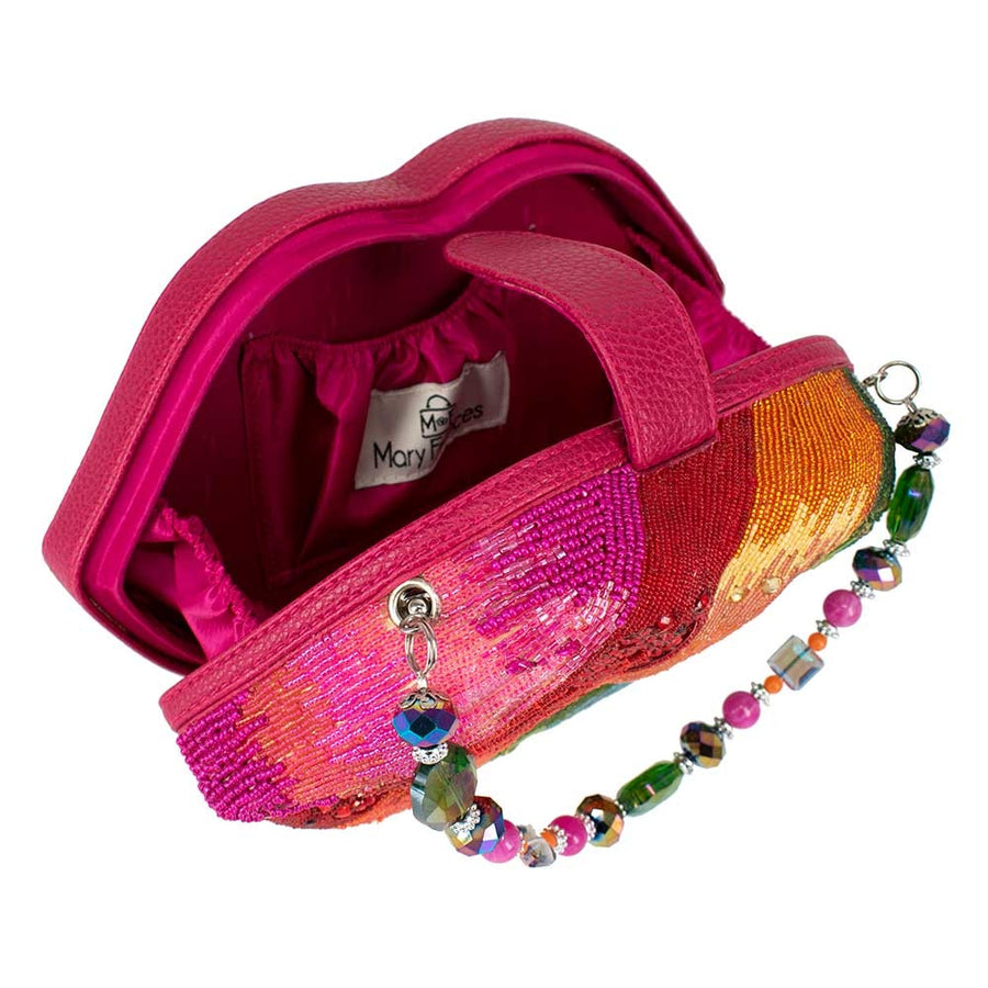 Inside view of the bag.